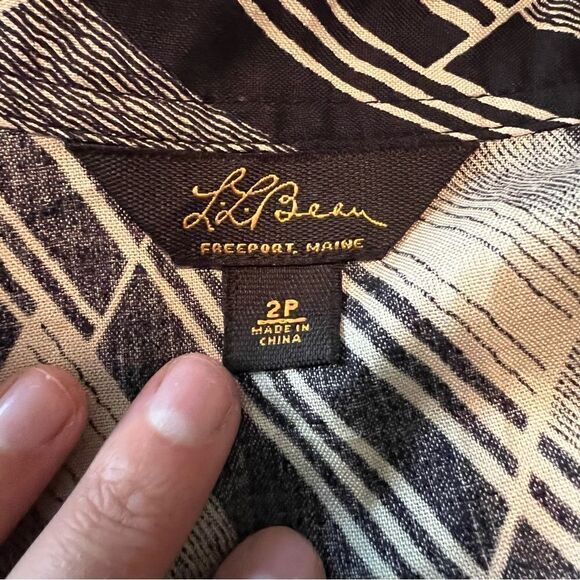L.L. Bean 100% silk 1/2 button blouse - Picture 7 of 10